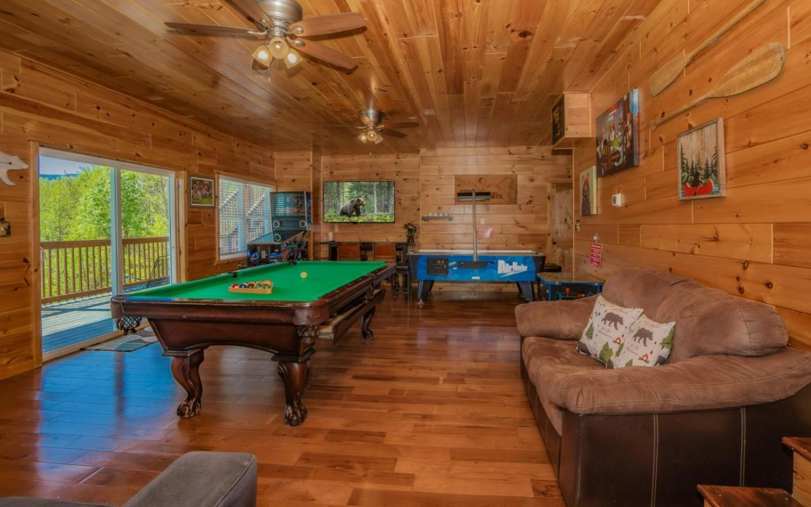 גטלינבורג Beartastic Mountain View Lodge מראה חיצוני תמונה