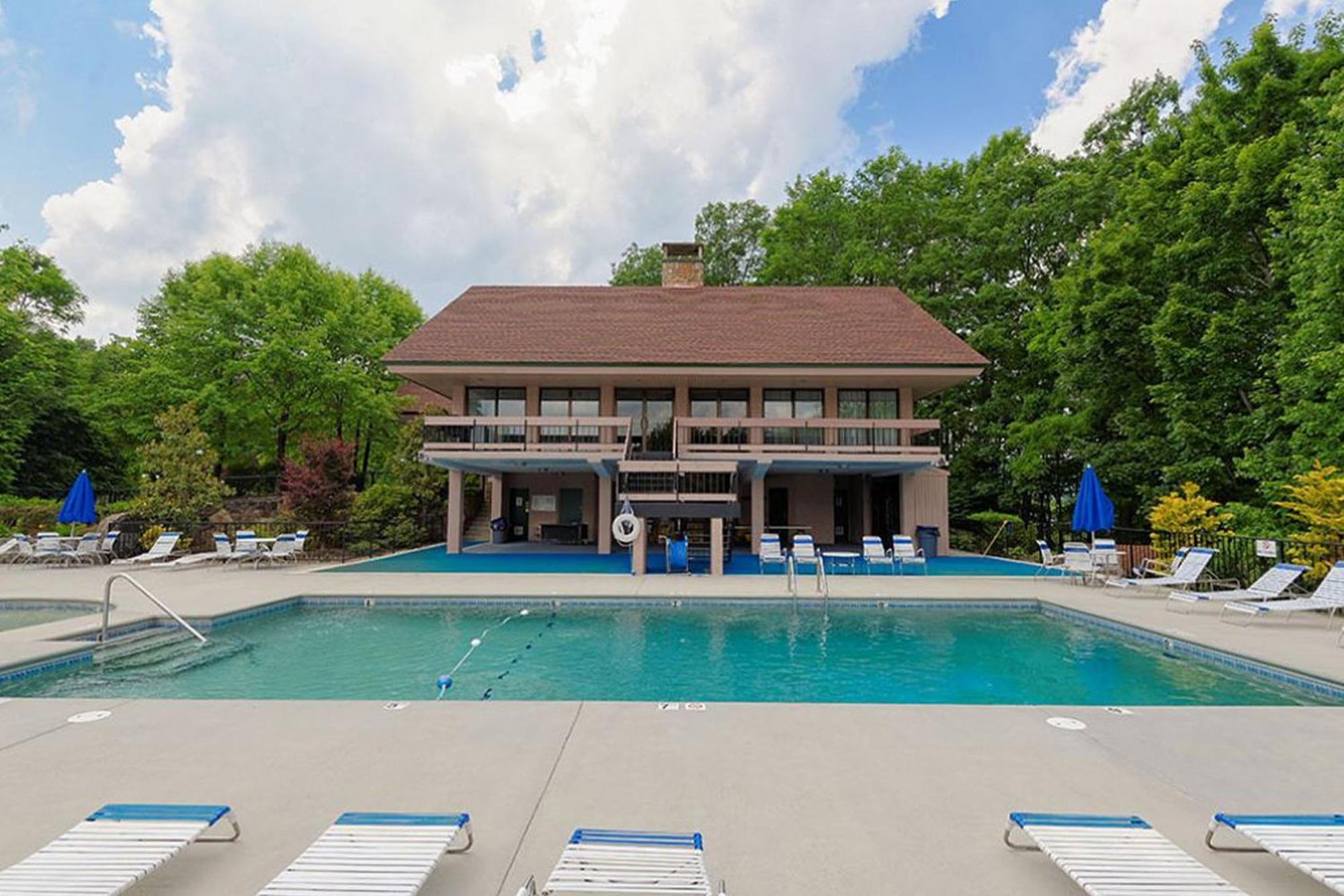 גטלינבורג Beartastic Mountain View Lodge מראה חיצוני תמונה